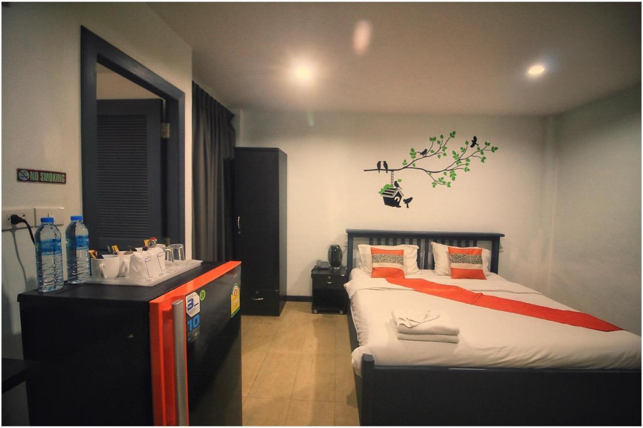 Colora Hotel Patong Phuket Exterior photo